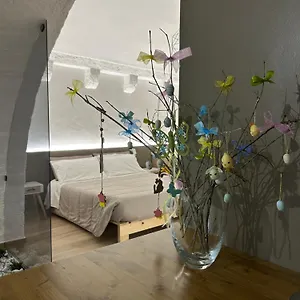 https://archome-luxury-apartment.lecce-hotels.com